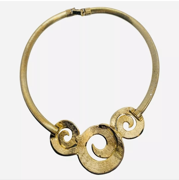 VTG RED BLACK SWIRL OMEGA NECKLACE 18" STATEMENT GOLD TONE 80s Lovecore TRENDY - Picture 7 of 7